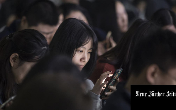 Chinesen bezahlen mit Smartphone NZZ