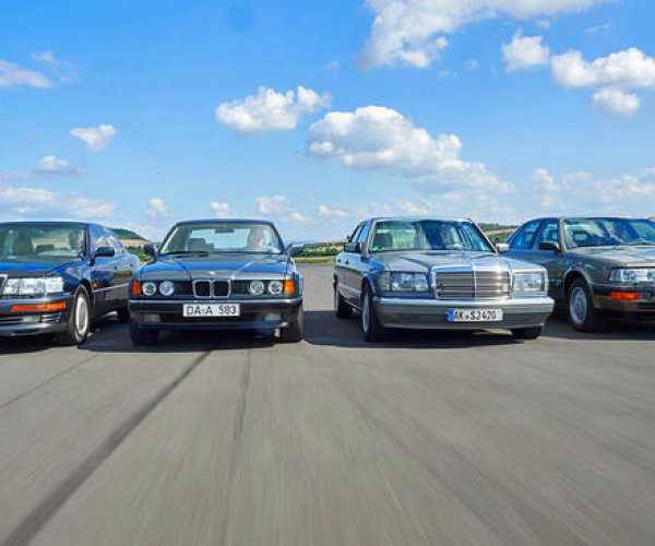 Classic comparison test Mercedes 420 SE, Lexus LS, Audi V8 and BMW 735i