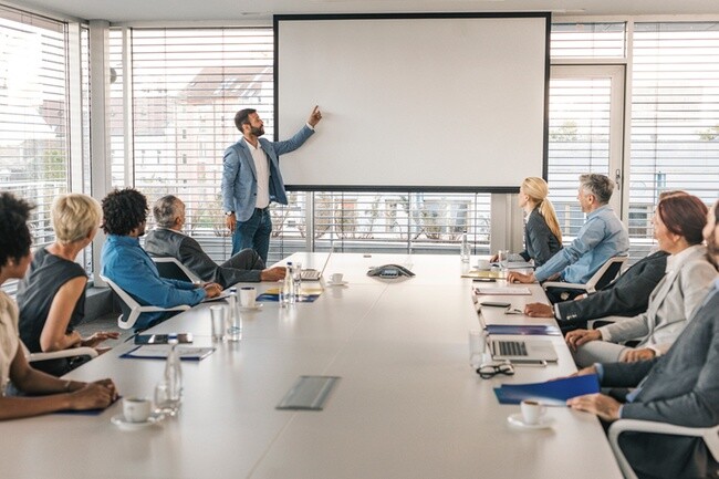 Mit weniger Meetings mehr erreichen