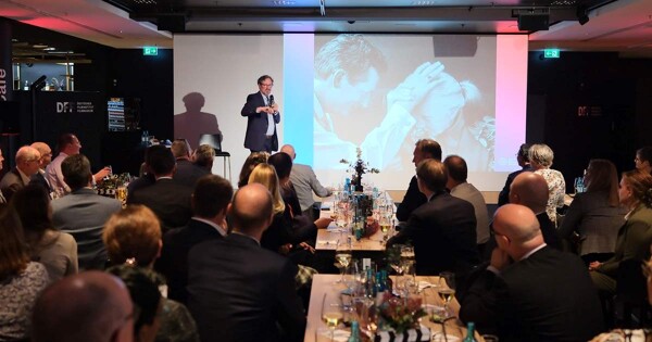 HR-Summit 2023: Was HR-Entscheider unter sich besprechen