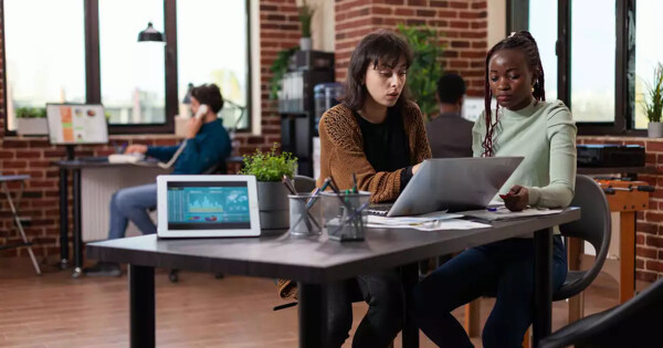 Manage Uncertainty with Organizational Learning and AI