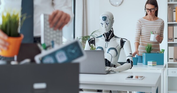 Microsoft-Studie zeigt: KI-Nutzung macht Menschen unkritischer