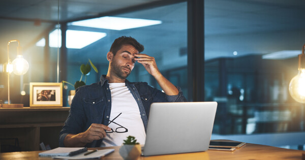 Arbeit am Anschlag – Mitarbeitende haben keine Zeit für Innovation und Kreativität